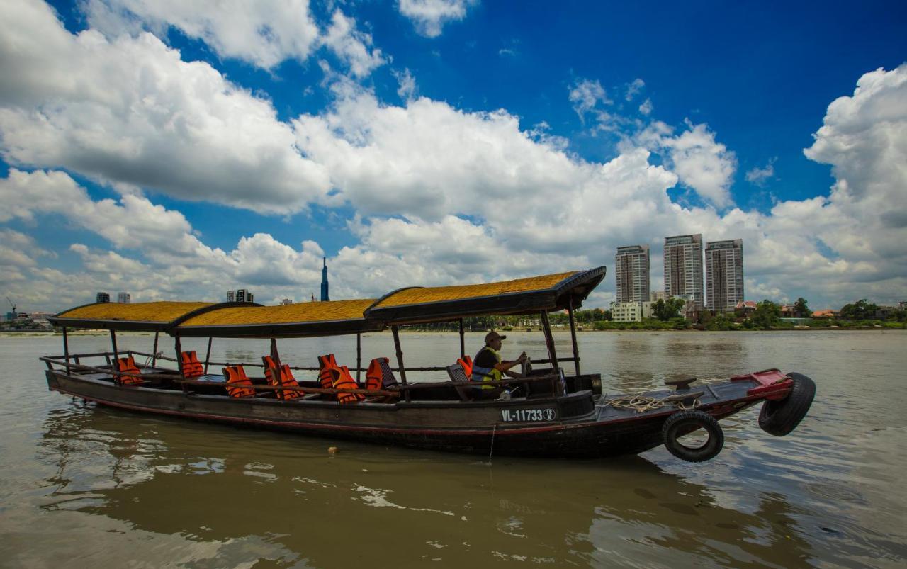 Saigon Riverside Retreat Hotel Хошимин Екстериор снимка